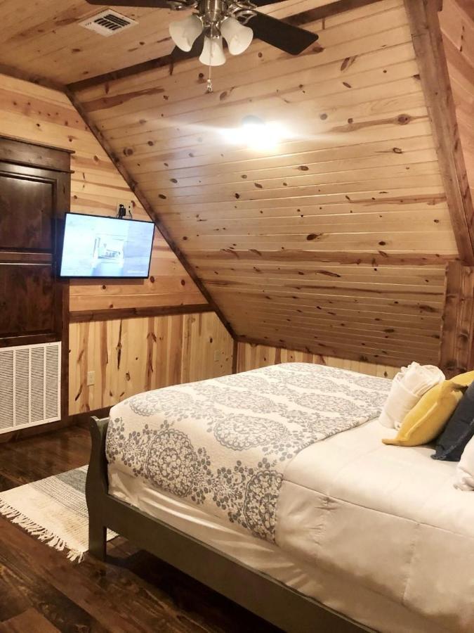 Stone Mountain Lodge 5000Sqft 6 Bed Game Room Pool Table Hot Tub Broken Bow Zewnętrze zdjęcie