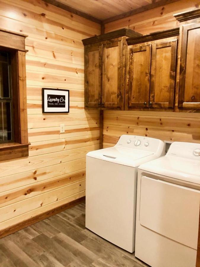 Stone Mountain Lodge 5000Sqft 6 Bed Game Room Pool Table Hot Tub Broken Bow Zewnętrze zdjęcie
