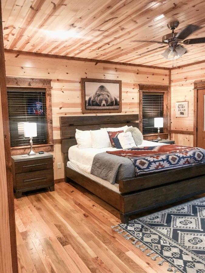 Stone Mountain Lodge 5000Sqft 6 Bed Game Room Pool Table Hot Tub Broken Bow Zewnętrze zdjęcie