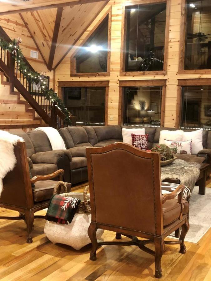 Stone Mountain Lodge 5000Sqft 6 Bed Game Room Pool Table Hot Tub Broken Bow Zewnętrze zdjęcie