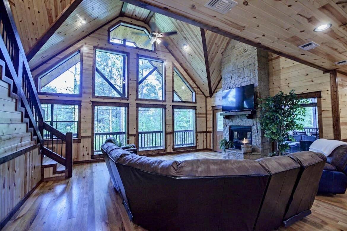Stone Mountain Lodge 5000Sqft 6 Bed Game Room Pool Table Hot Tub Broken Bow Zewnętrze zdjęcie